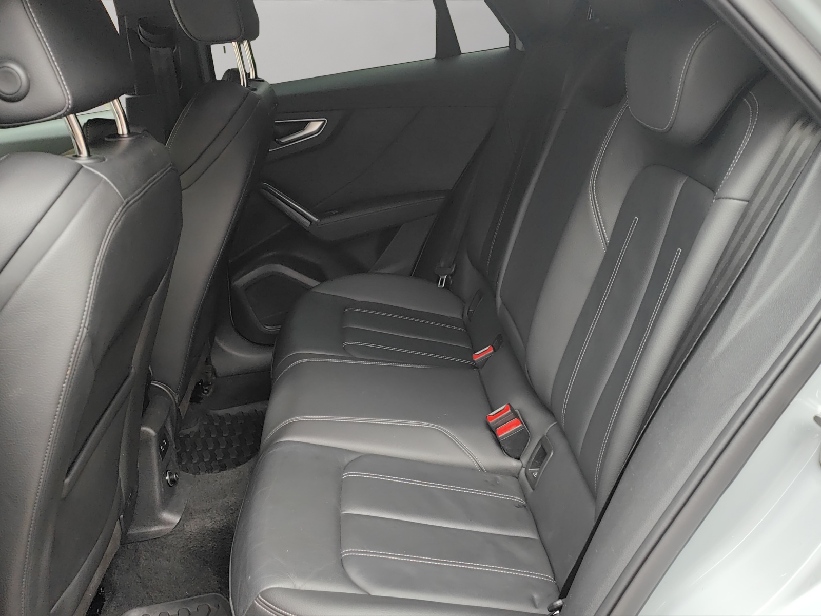 AUDI Q2 40 TFSI S line Attraction quattro S-tronic-image-14