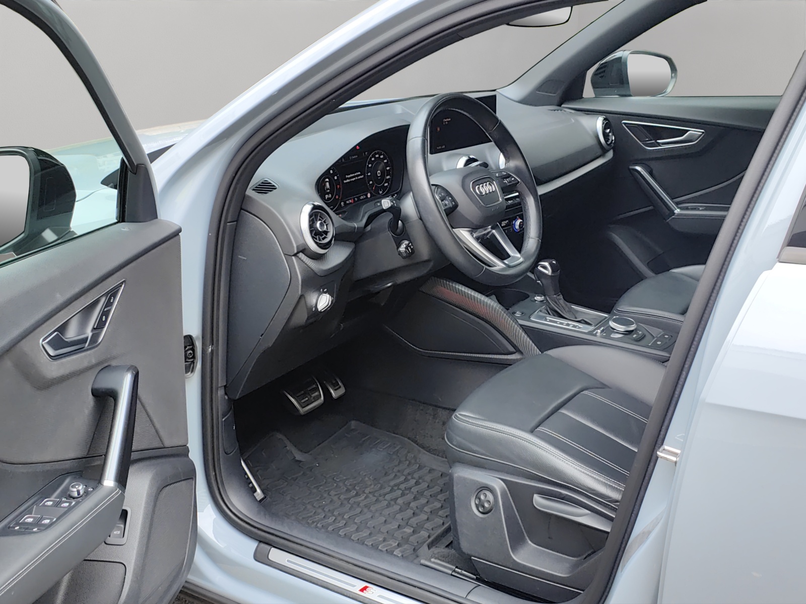 AUDI Q2 40 TFSI S line Attraction quattro S-tronic-image-7