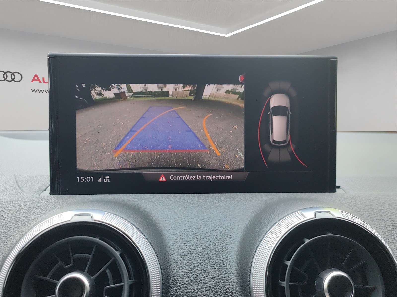AUDI Q2 40 TFSI S line Attraction quattro S-tronic-image-12