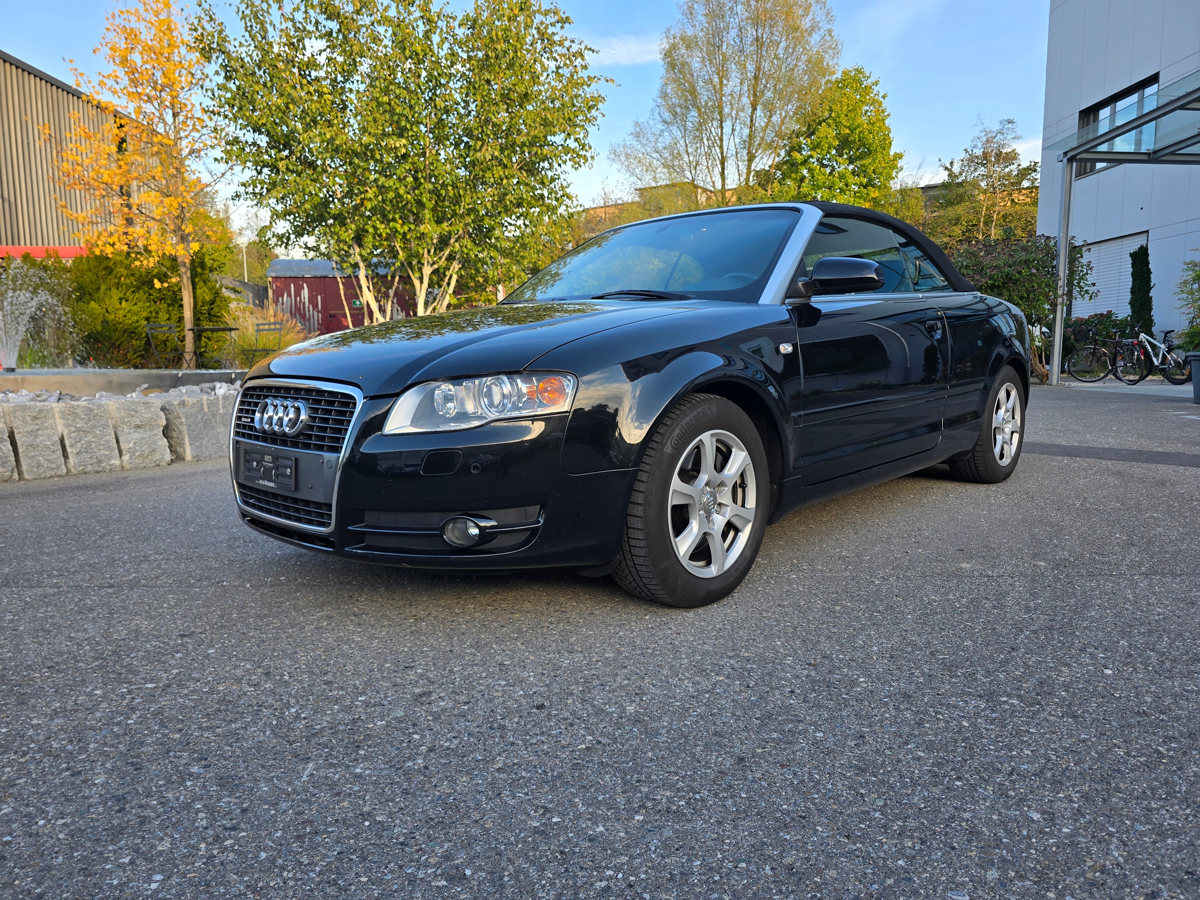 Car photo