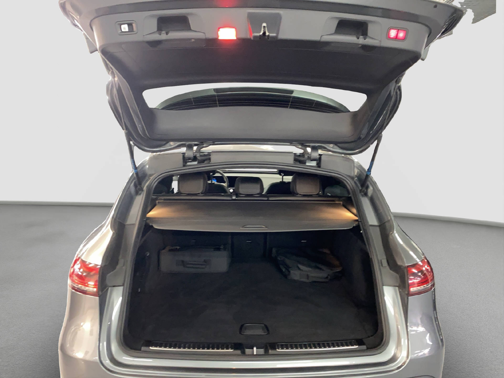 MERCEDES-BENZ EQC 400 AMG Line 4MATIC-image-15