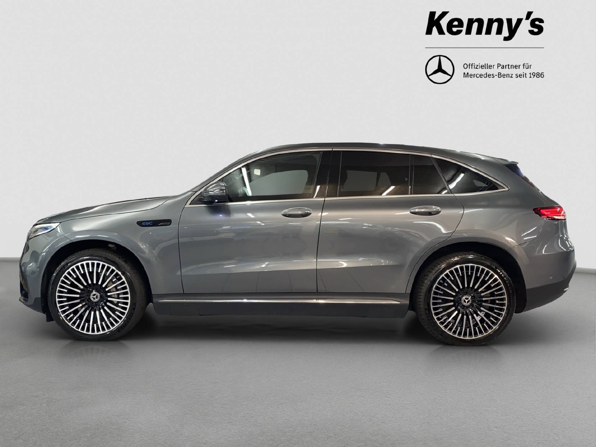MERCEDES-BENZ EQC 400 AMG Line 4MATIC-image-3