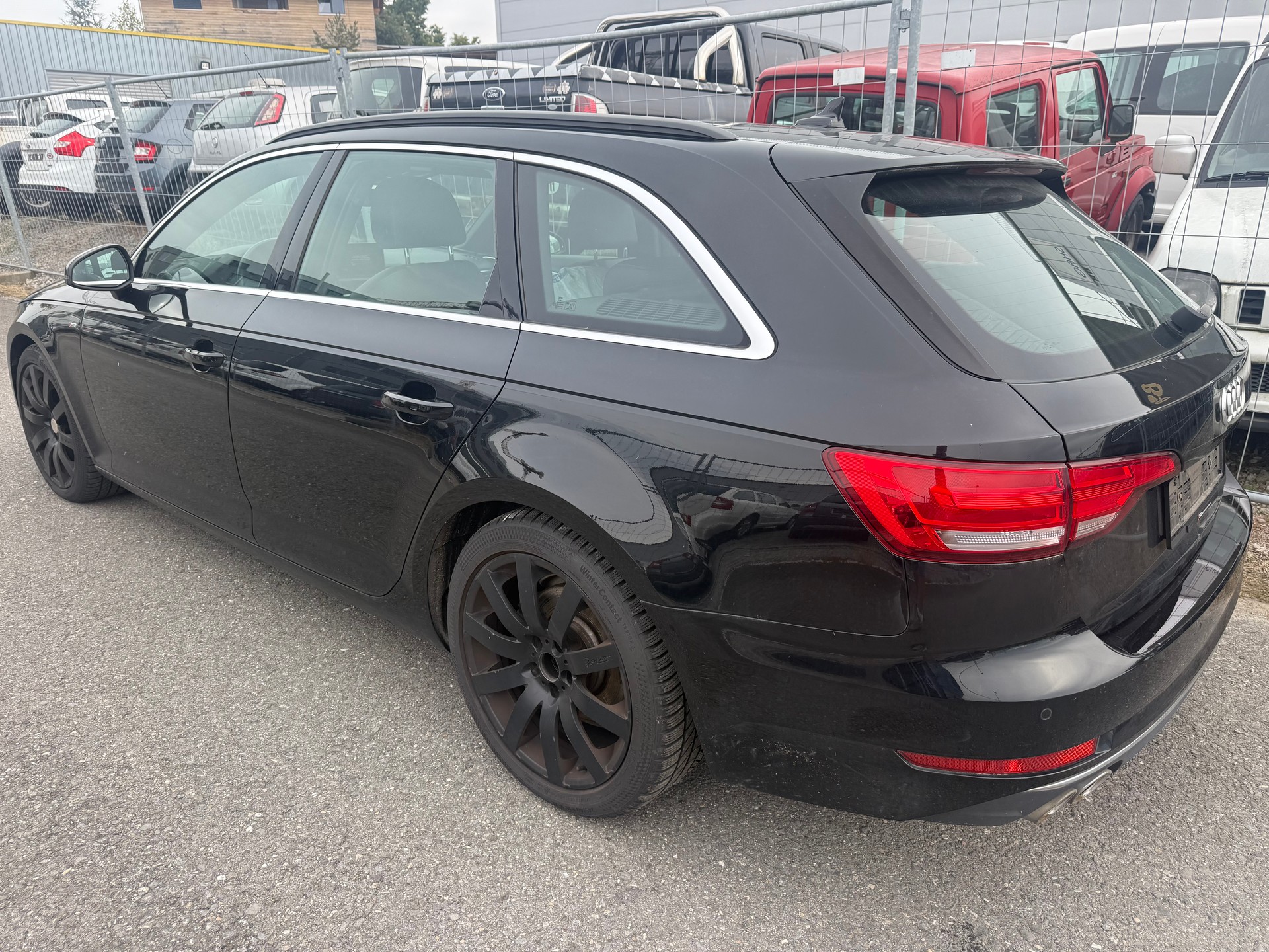AUDI A4 Avant 2.0 TDI Sport quattro S-tronic-image-4