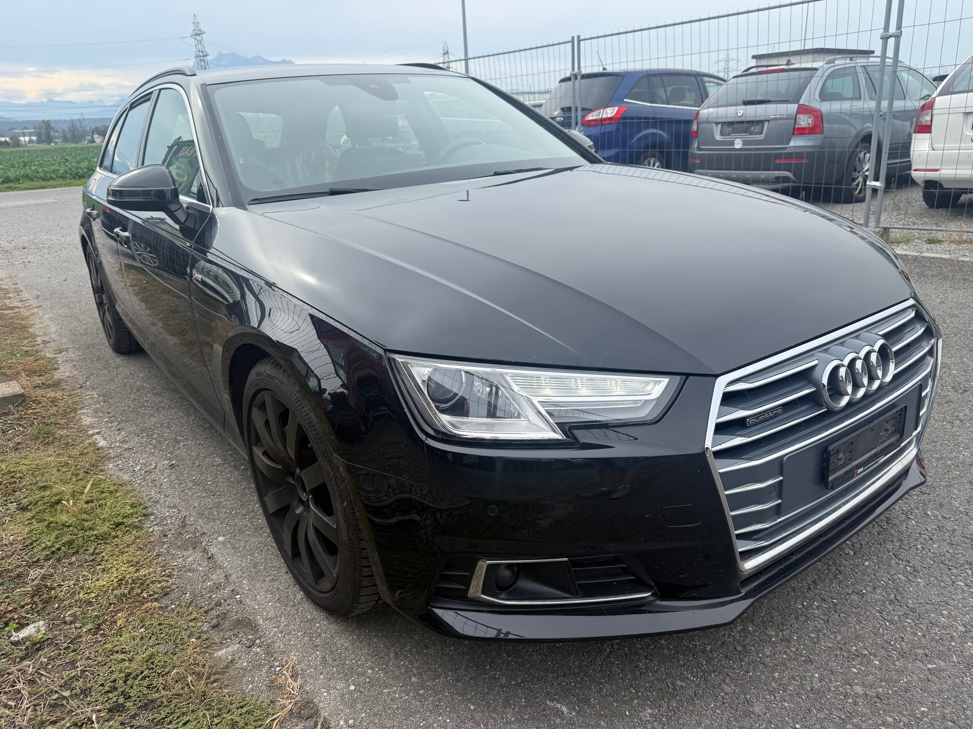AUDI A4 Avant 2.0 TDI Sport quattro S-tronic-image-2
