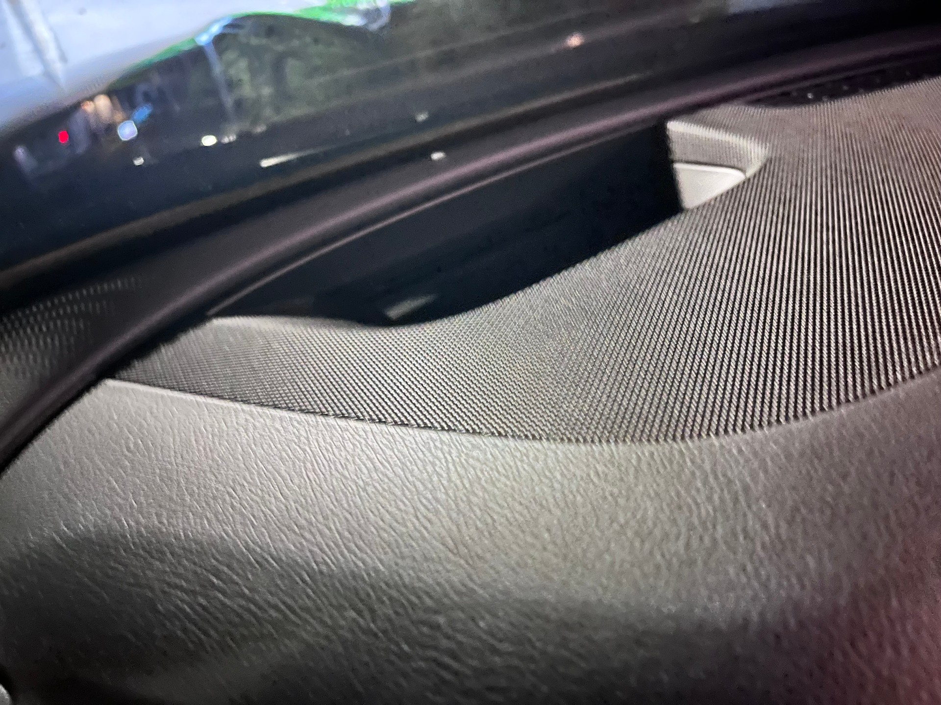 MERCEDES-BENZ E 200 T 9G-Tronic-image-13