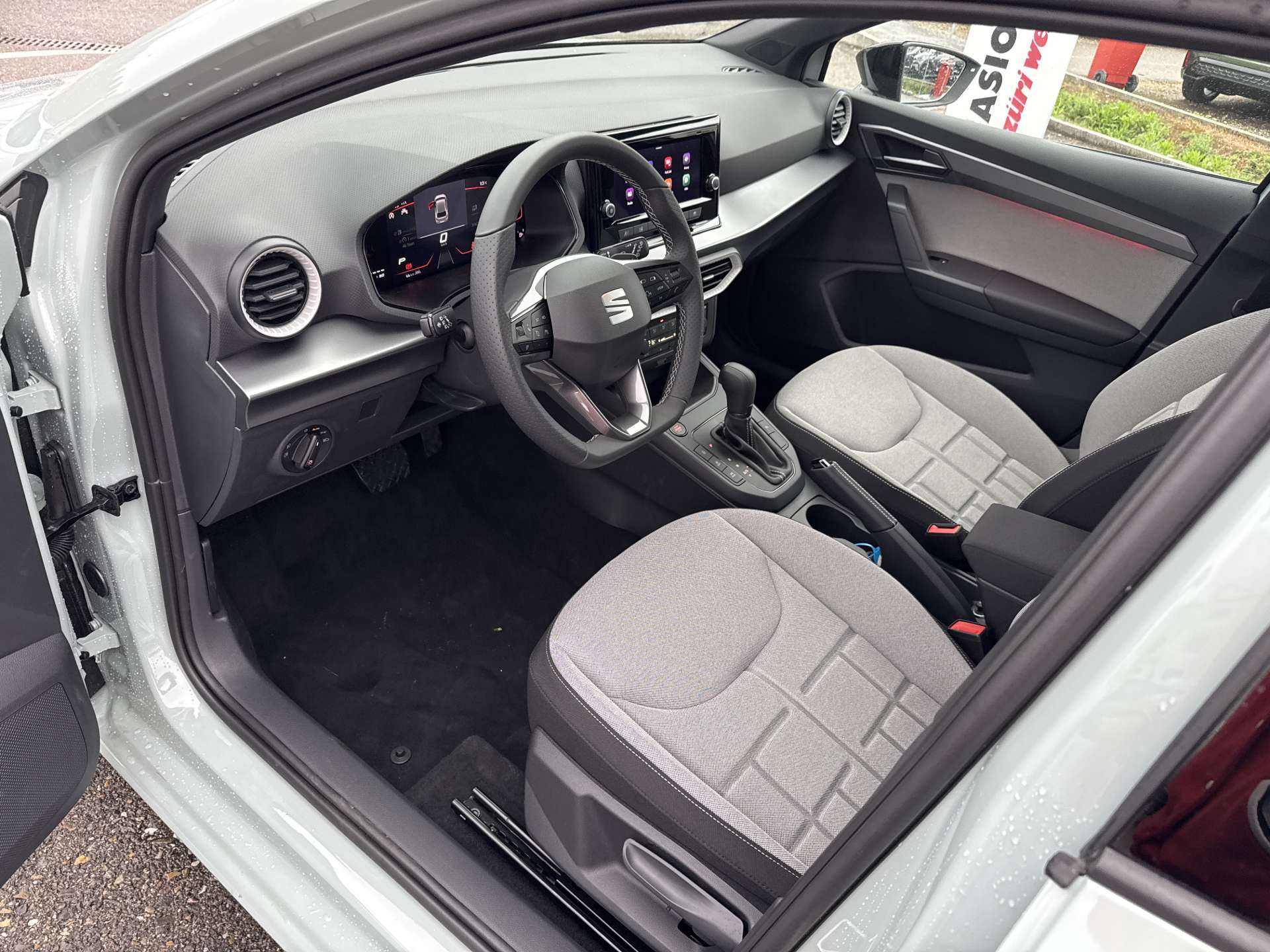 SEAT Ibiza 1.0 EcoTSi FR DSG-Automat-image-5