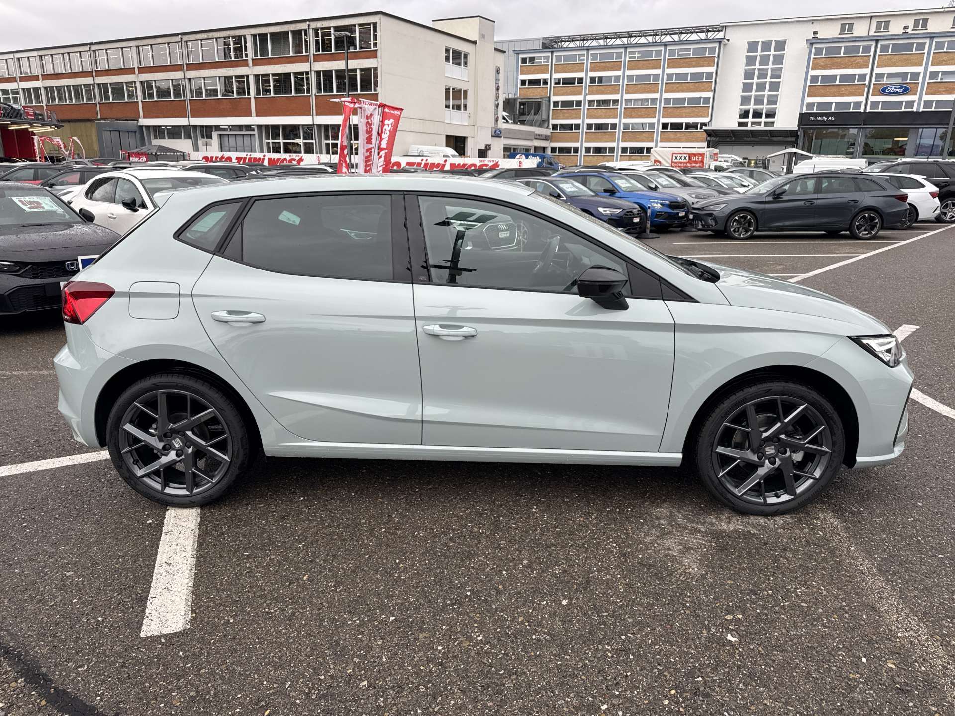 SEAT Ibiza 1.0 EcoTSi FR DSG-Automat-image-10