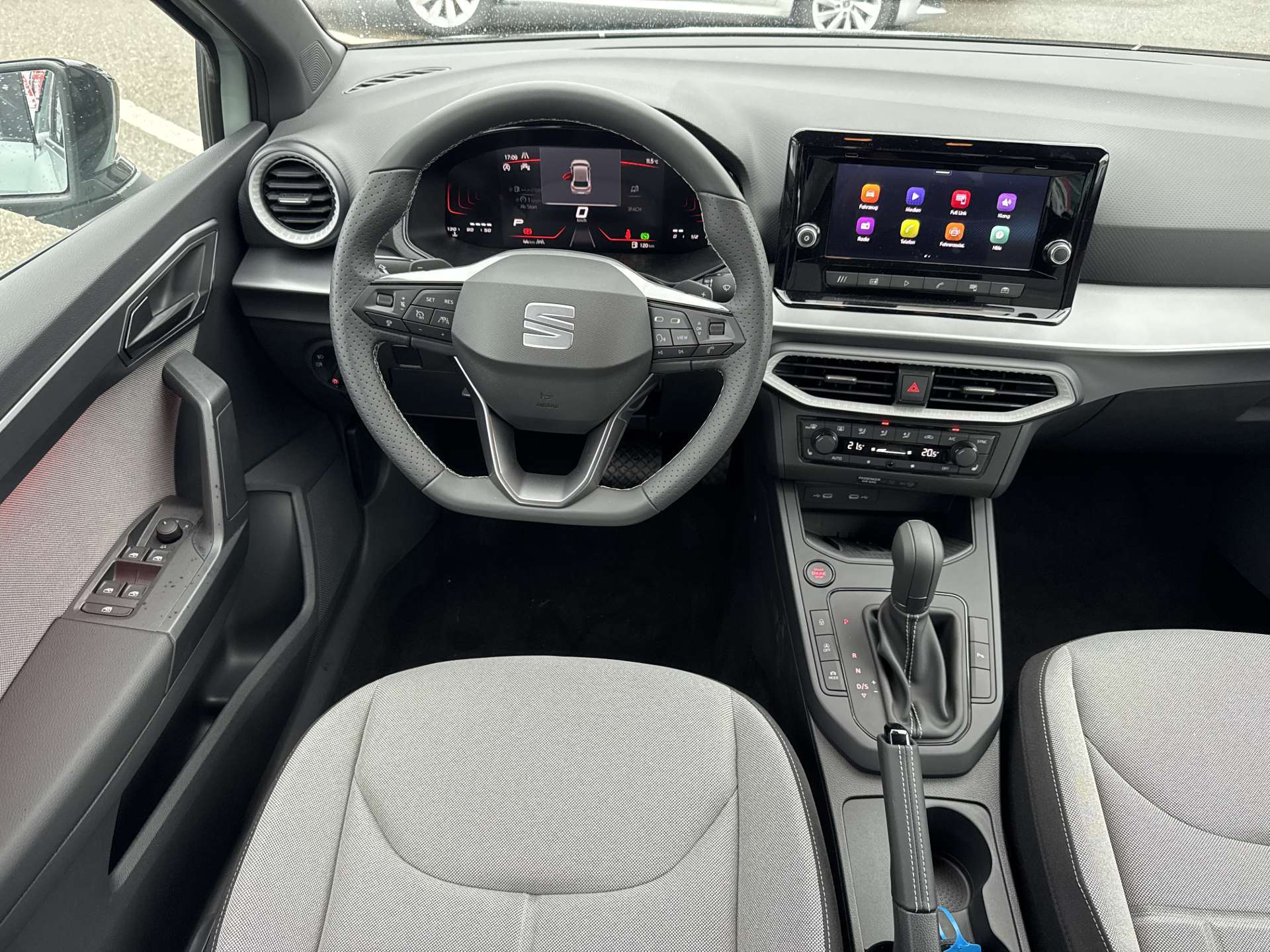 SEAT Ibiza 1.0 EcoTSi FR DSG-Automat-image-4