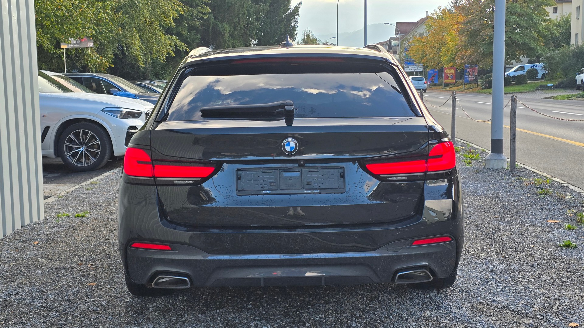 BMW 540d xDrive 48V Touring M Sport Steptronic-image-5
