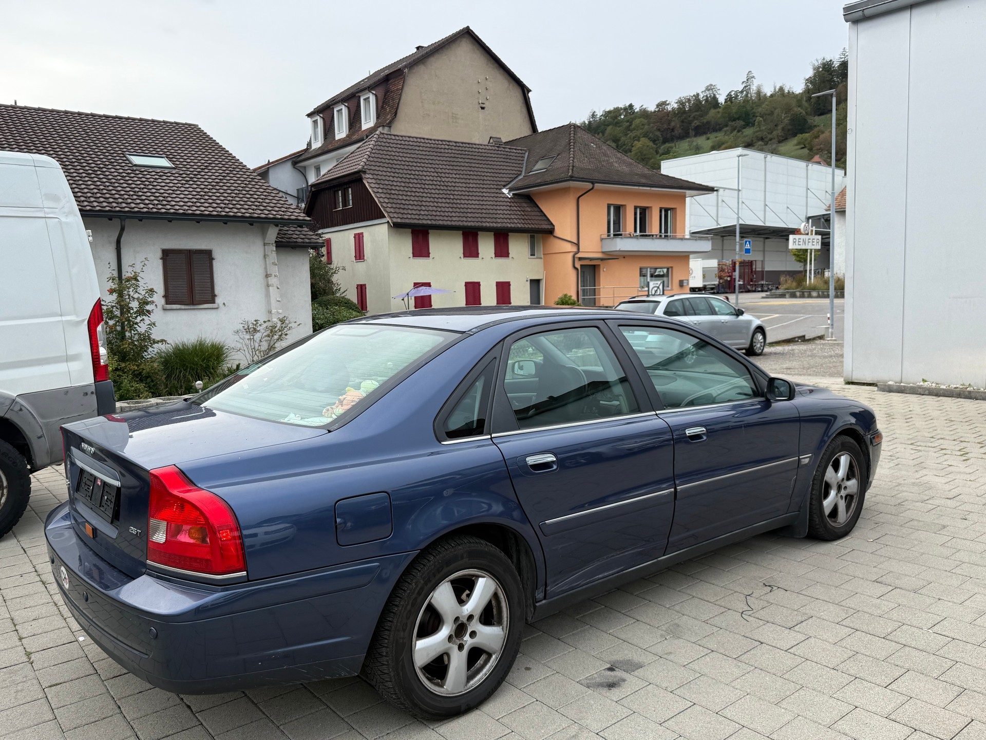 VOLVO S80 2.5T AWD A-image-3
