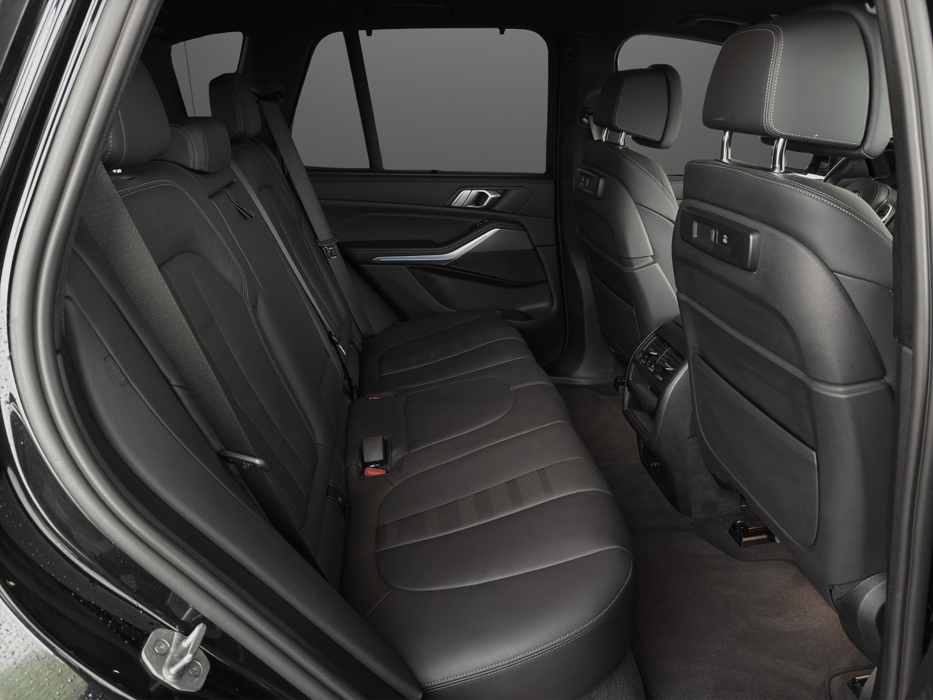 BMW X5 xDrive45e M Sport Steptronic-image-8