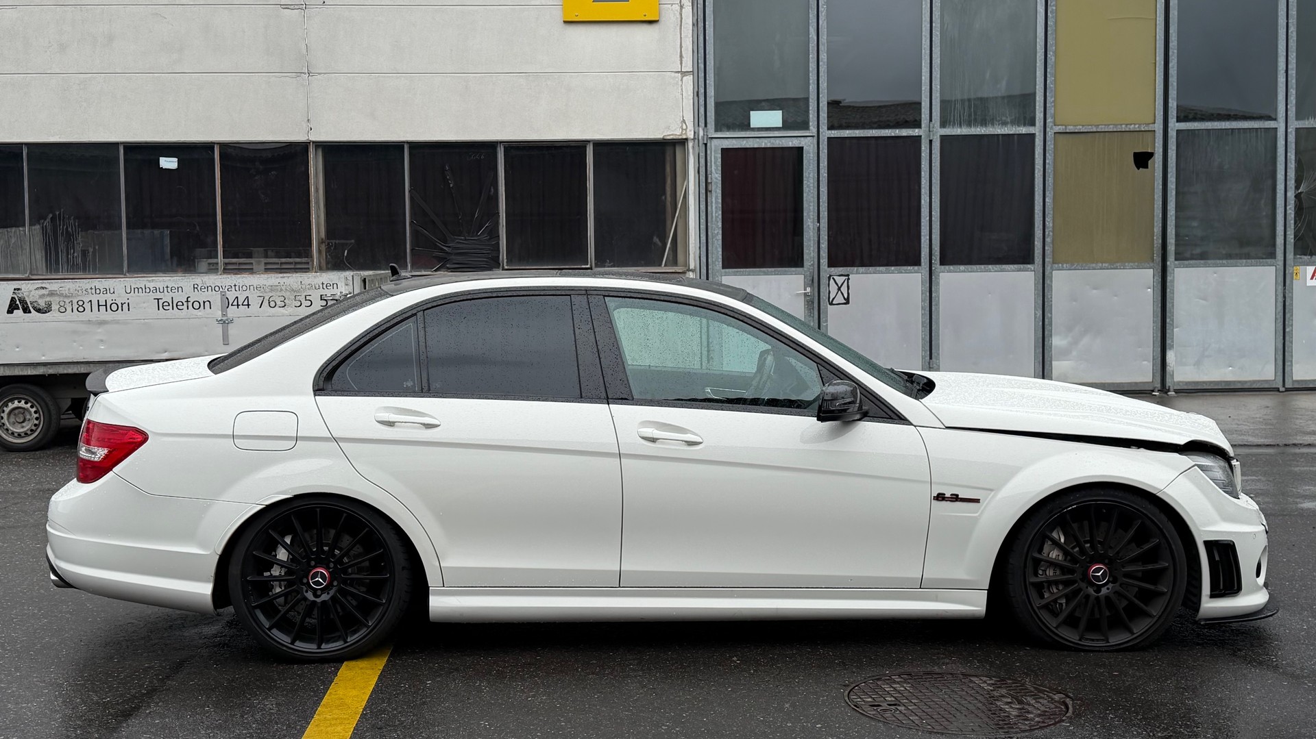 MERCEDES-BENZ C 63 AMG Avantgarde 7G-Tronic-image-7