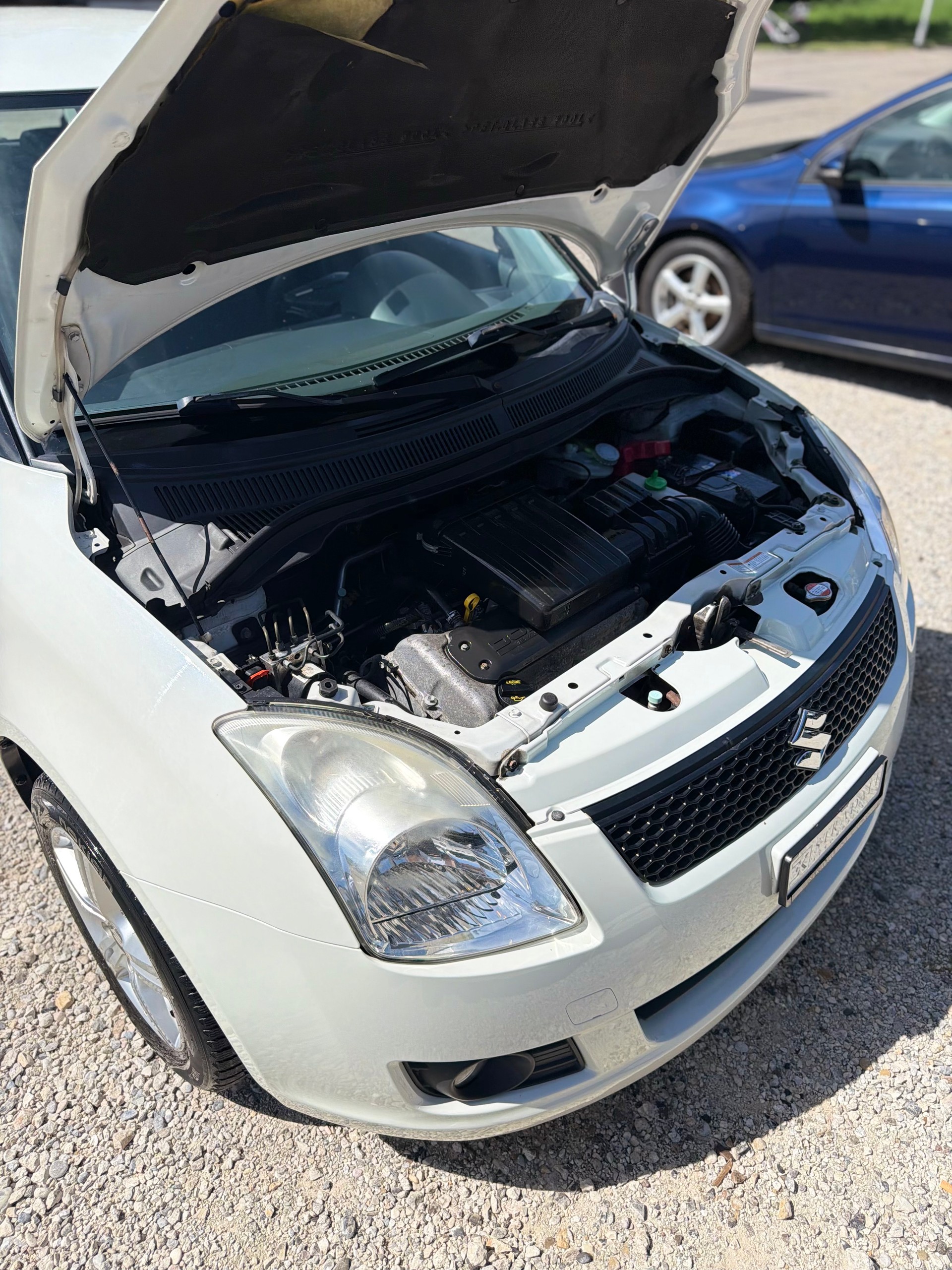 SUZUKI Swift 1.3i 16V GL Top**4x4**Frisch ab MFK**Garantie✅**-image-15