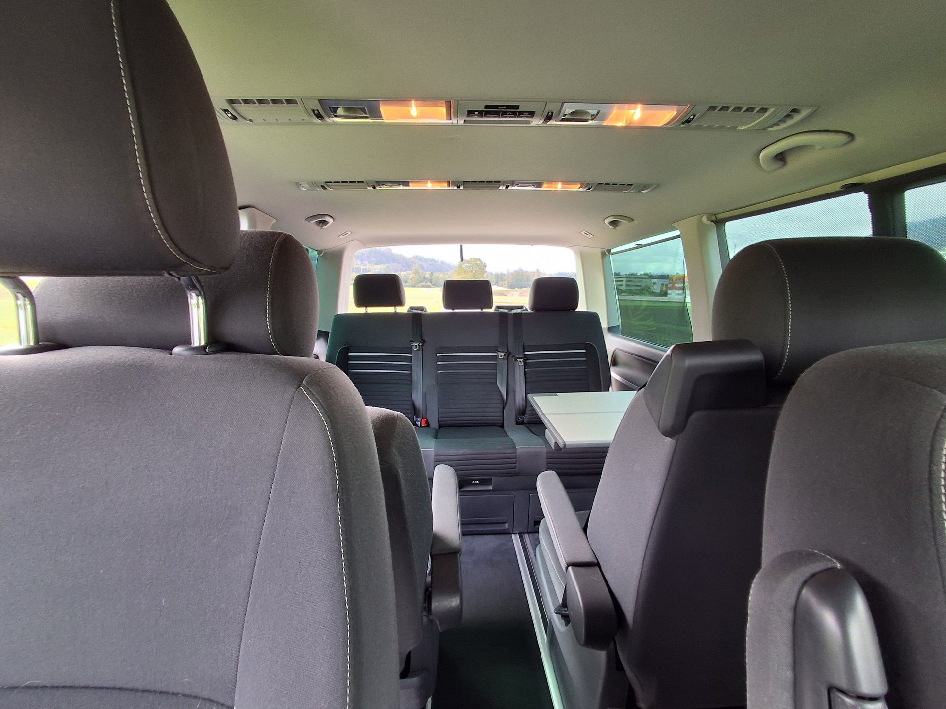VW T5 Multivan 2.0 TDI Family 4Motion DSG-image-13