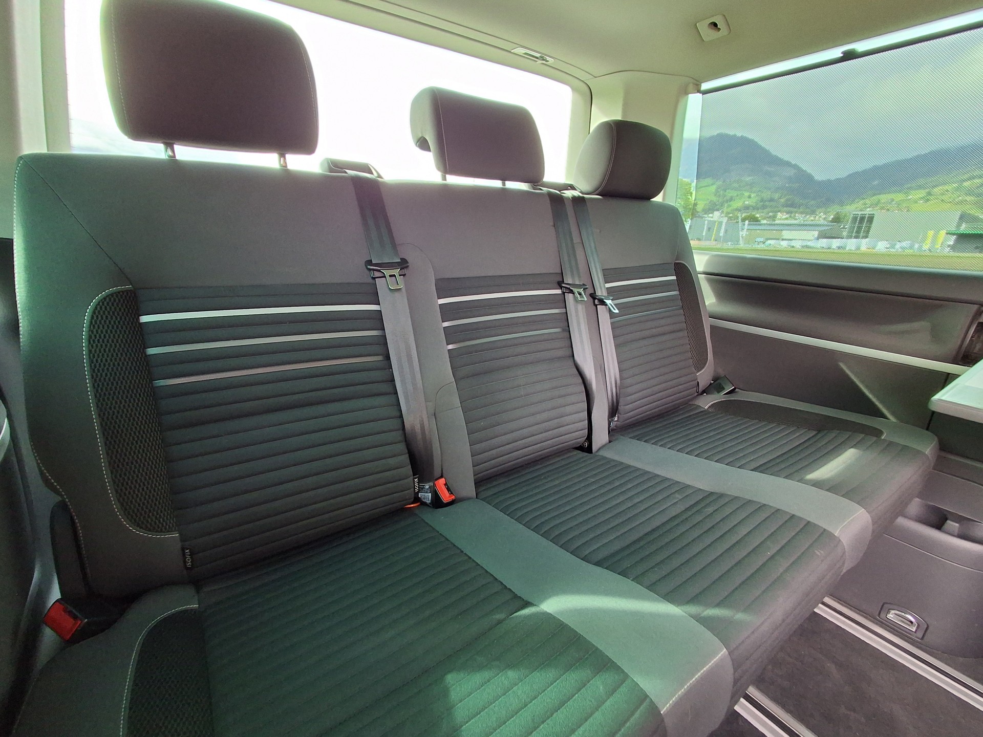 VW T5 Multivan 2.0 TDI Family 4Motion DSG-image-8