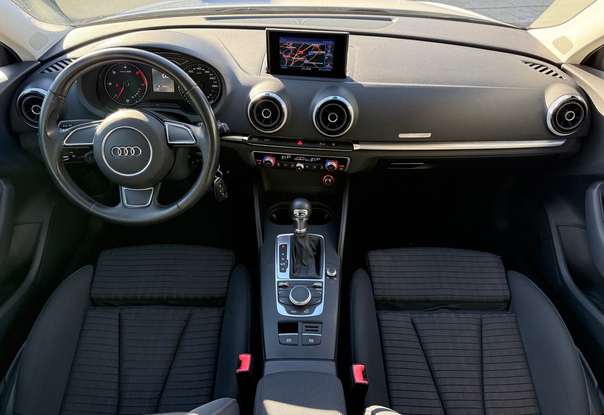 AUDI A3 2.0 TDI 184 Ambition qu. S-Tr.-image-7