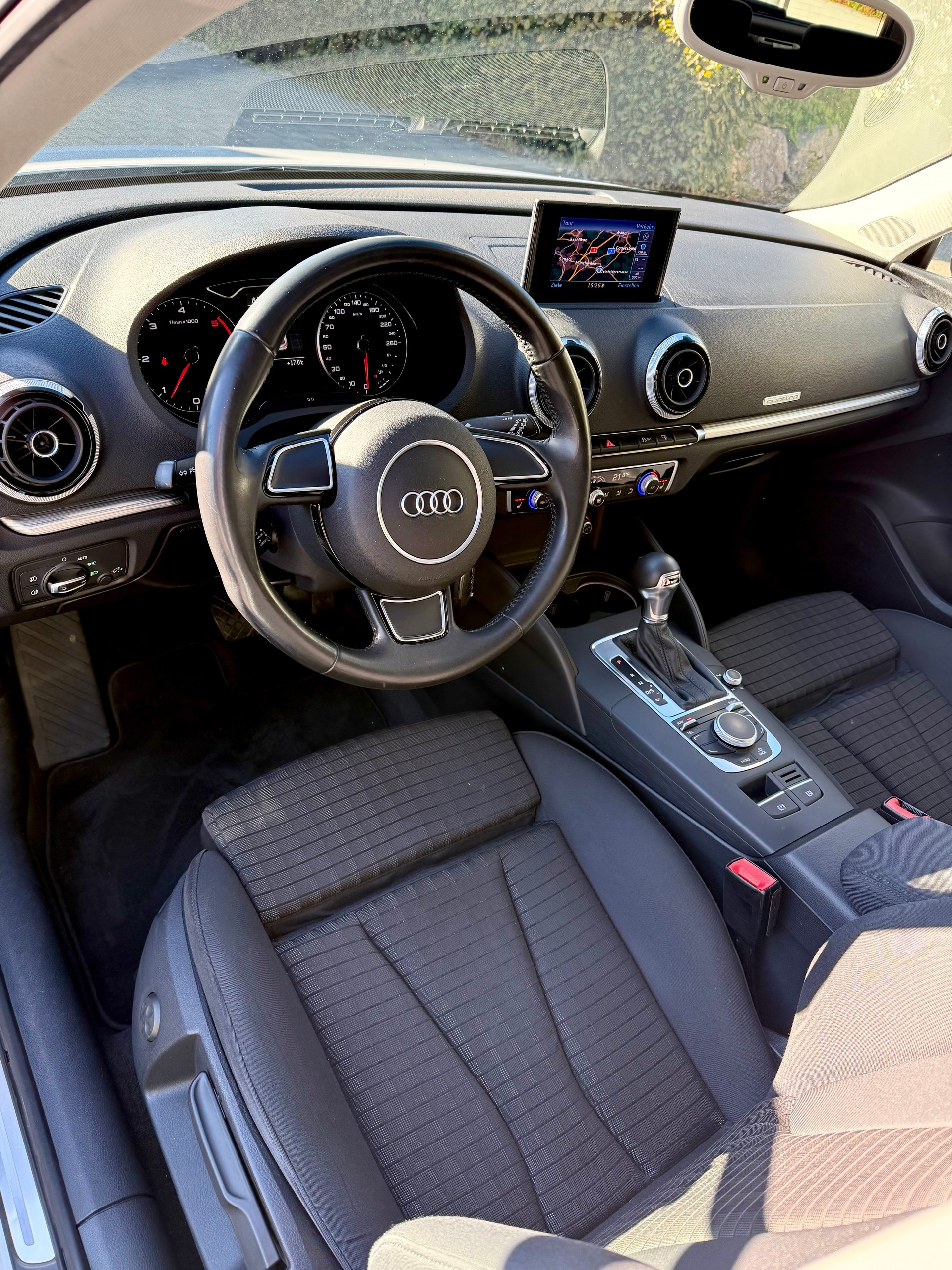 AUDI A3 2.0 TDI 184 Ambition qu. S-Tr.-image-10