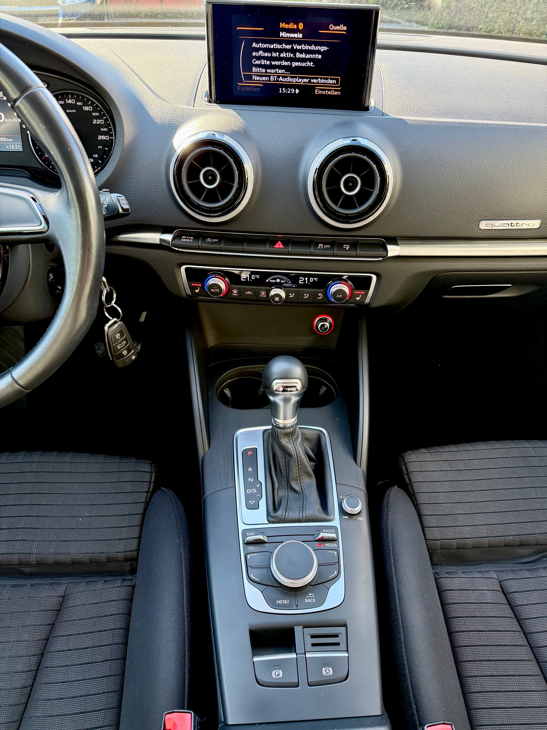 AUDI A3 2.0 TDI 184 Ambition qu. S-Tr.-image-9
