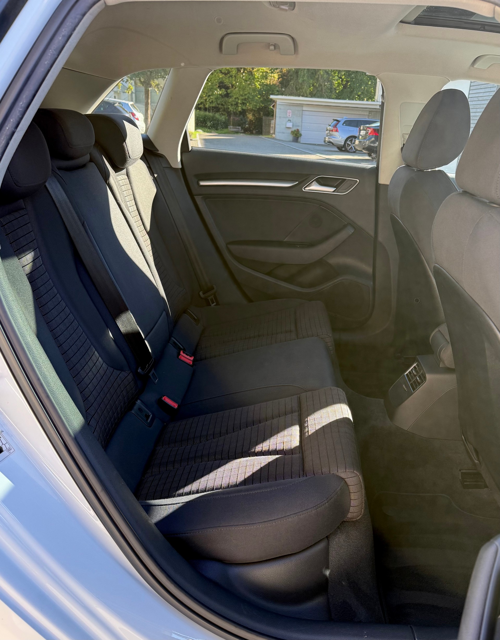 AUDI A3 2.0 TDI 184 Ambition qu. S-Tr.-image-15