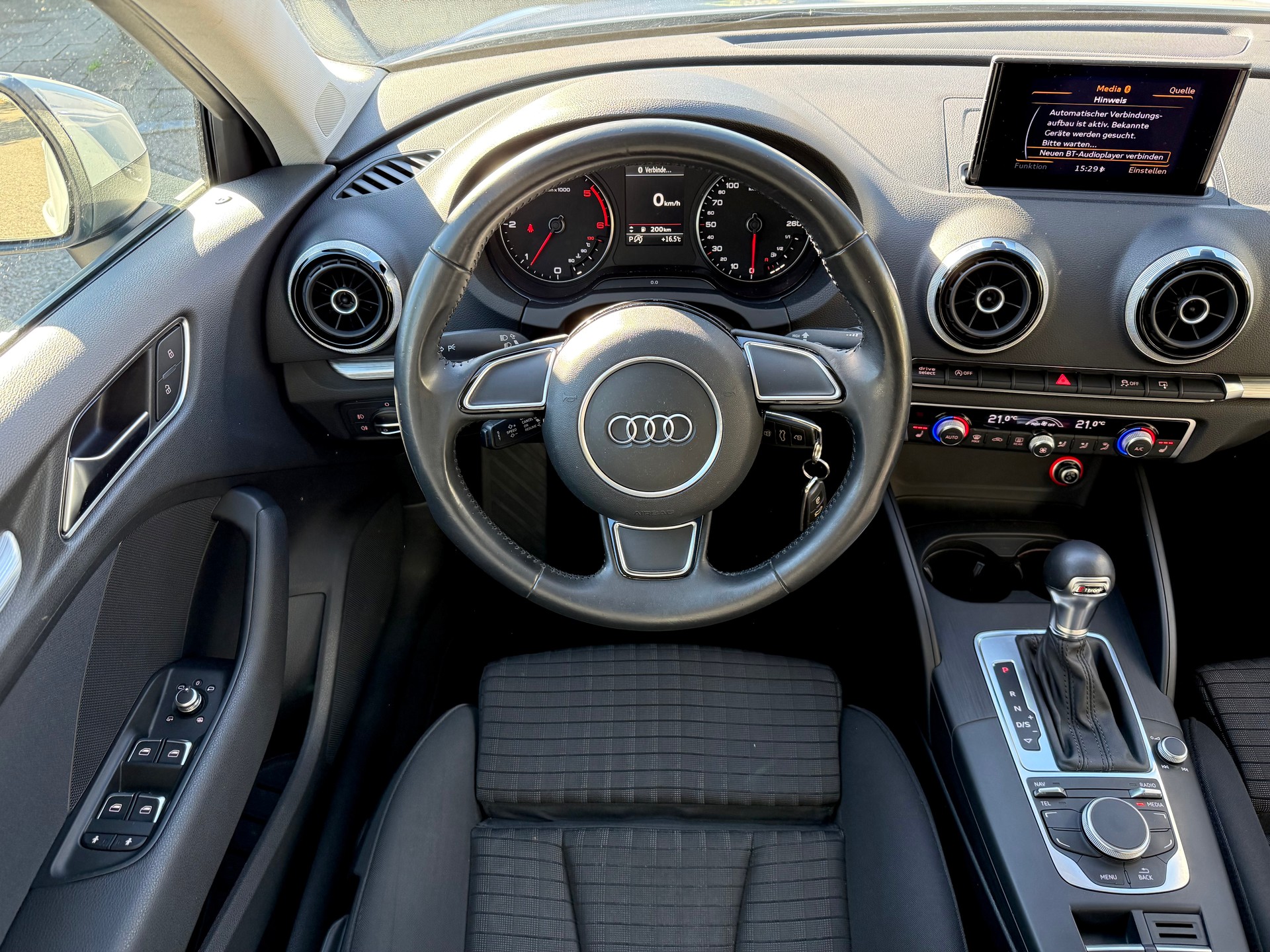 AUDI A3 2.0 TDI 184 Ambition qu. S-Tr.-image-8