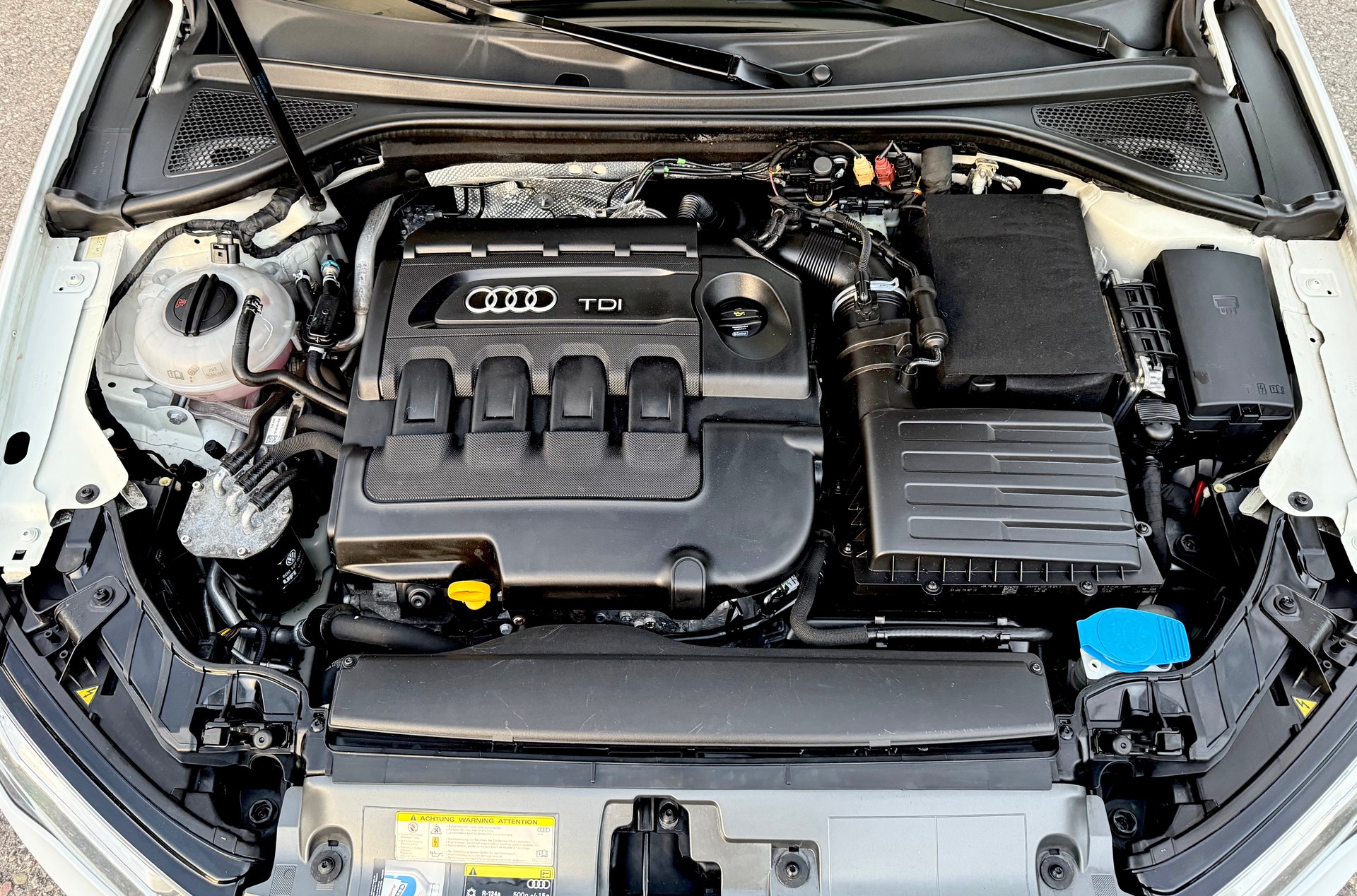 AUDI A3 2.0 TDI 184 Ambition qu. S-Tr.-image-6