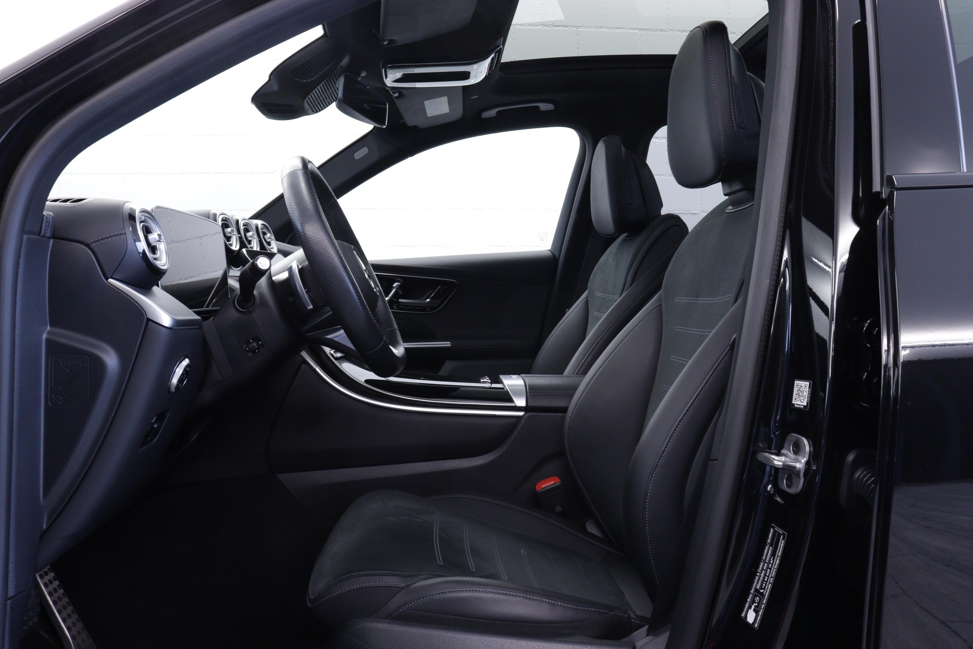 MERCEDES-BENZ GLC-Klasse X254 GLC 200 AMG Line 4matic-image-5