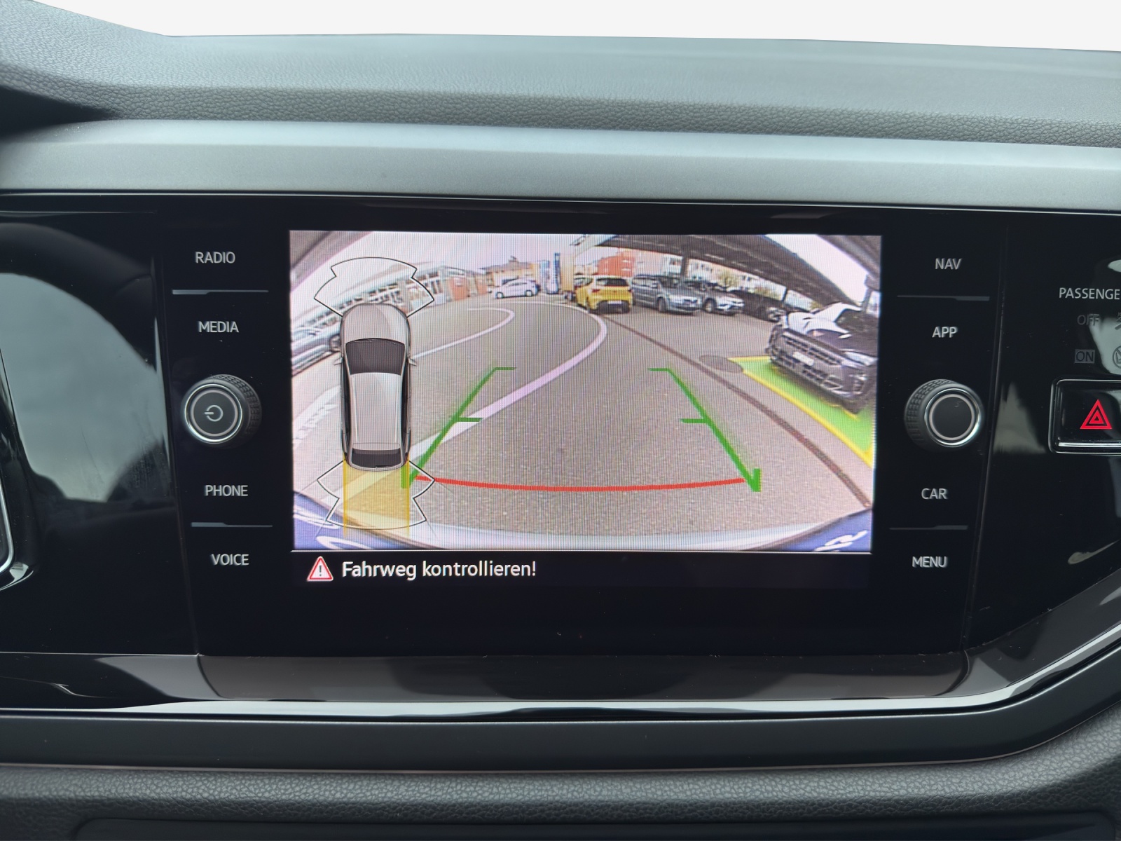VW Taigo 1.5 TSI R-Line DSG-image-15
