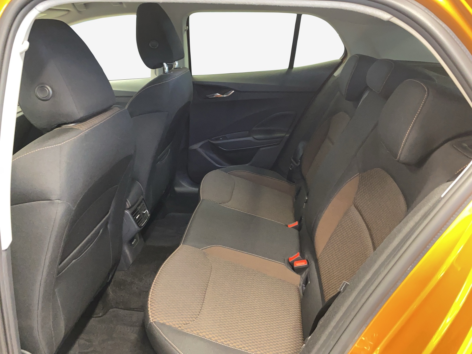 SKODA Fabia 1.0 TSI First Edition DSG-image-11