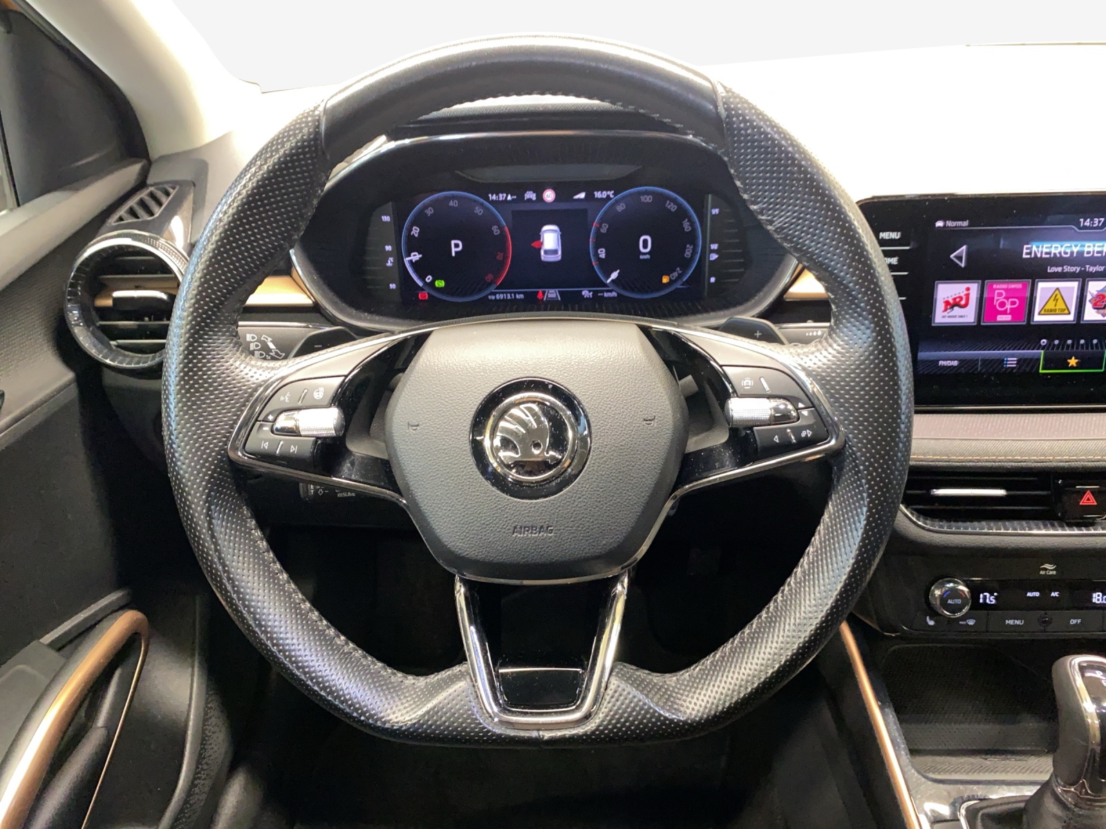 SKODA Fabia 1.0 TSI First Edition DSG-image-9