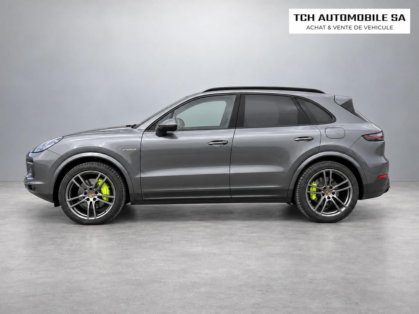 PORSCHE Cayenne E-Hybrid-image-6