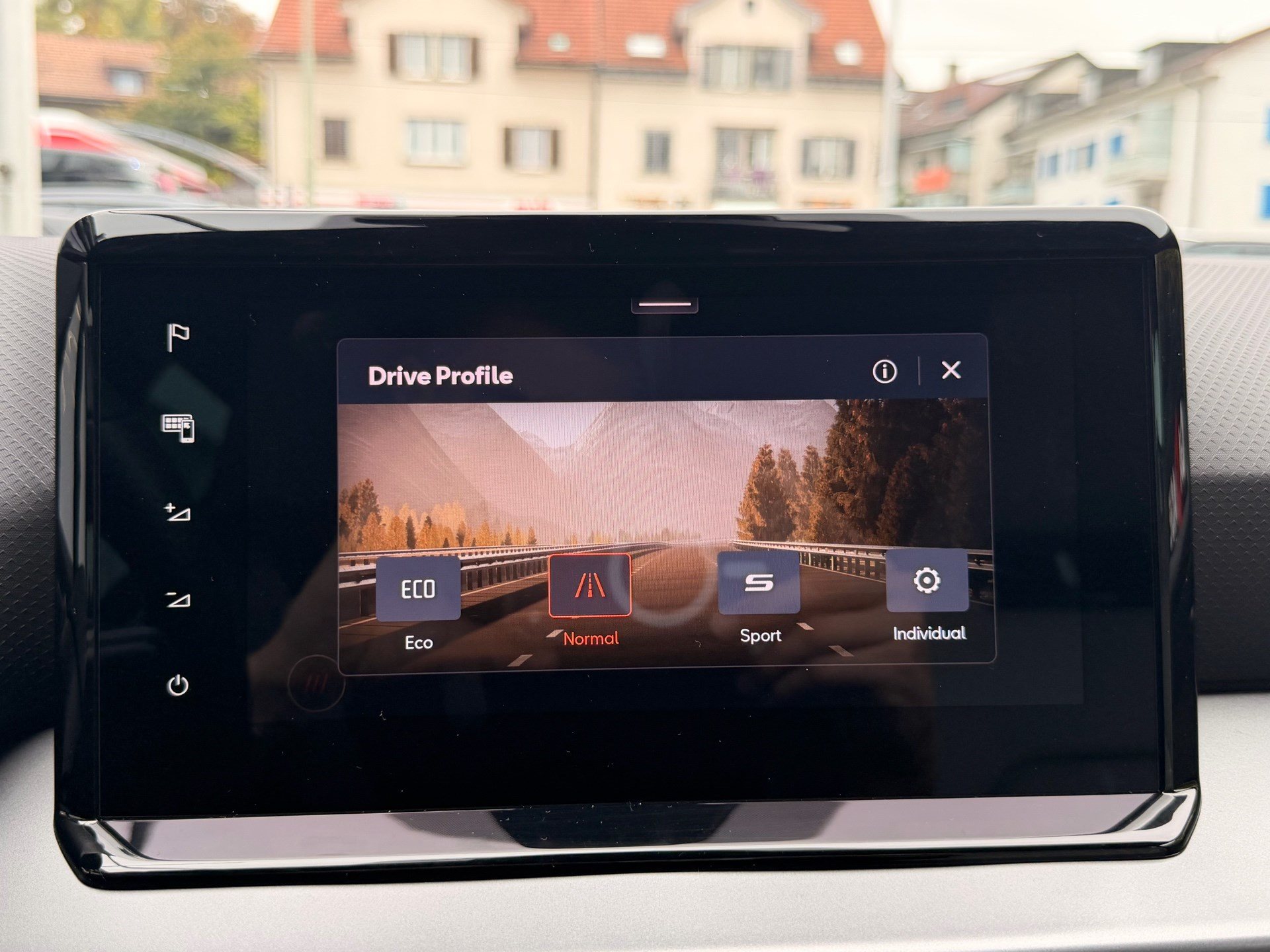 SEAT Arona 1.5 TSI 150 PS FR BLACK EDITION !! *** TOP AUSSTATTUNG ***-image-15