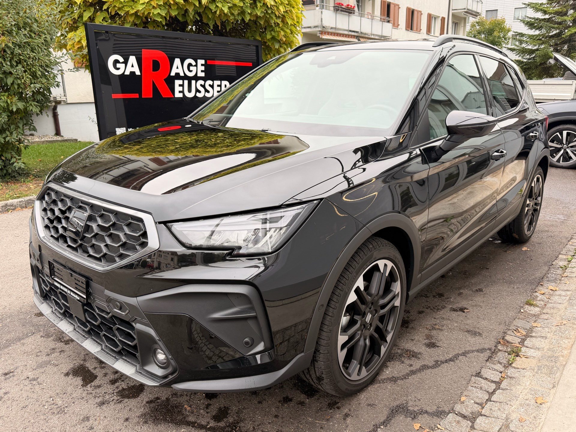 SEAT Arona 1.5 TSI 150 PS FR BLACK EDITION !! *** TOP AUSSTATTUNG ***