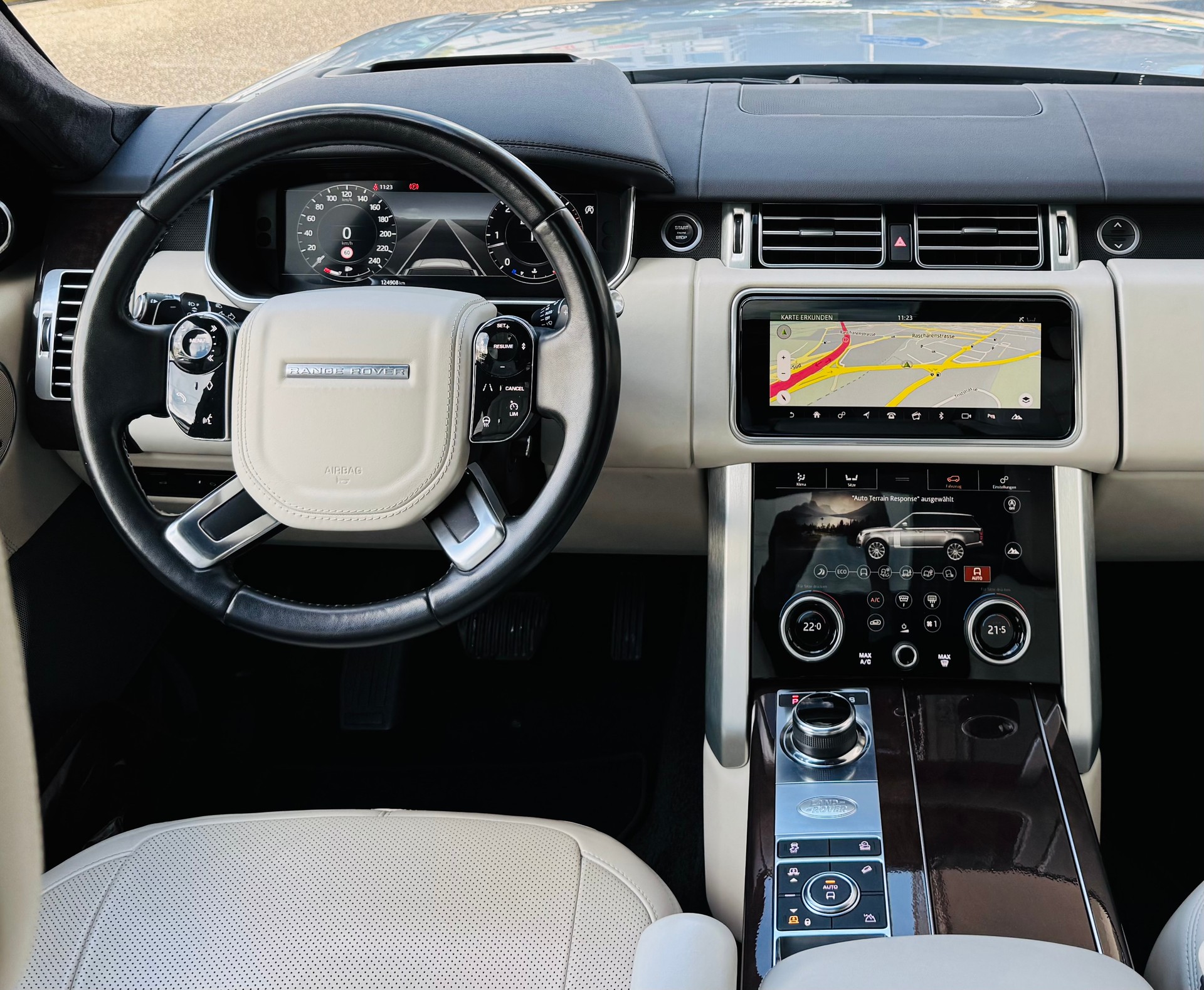 LAND ROVER Range Rover 3.0 SDV6 Vogue Automatic-image-15