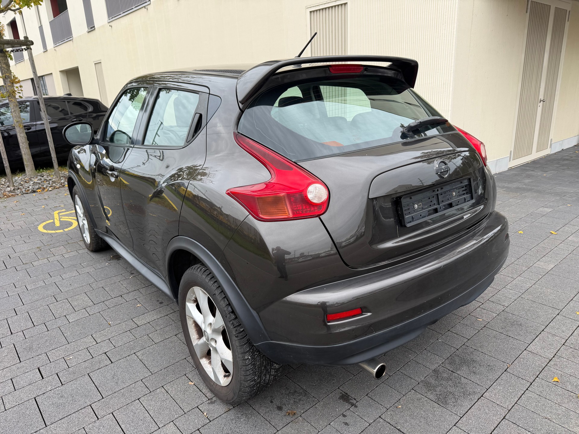 NISSAN Juke 1.6 tekna-image-6