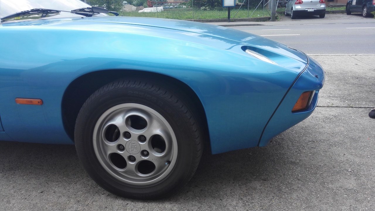 PORSCHE 928-image-4