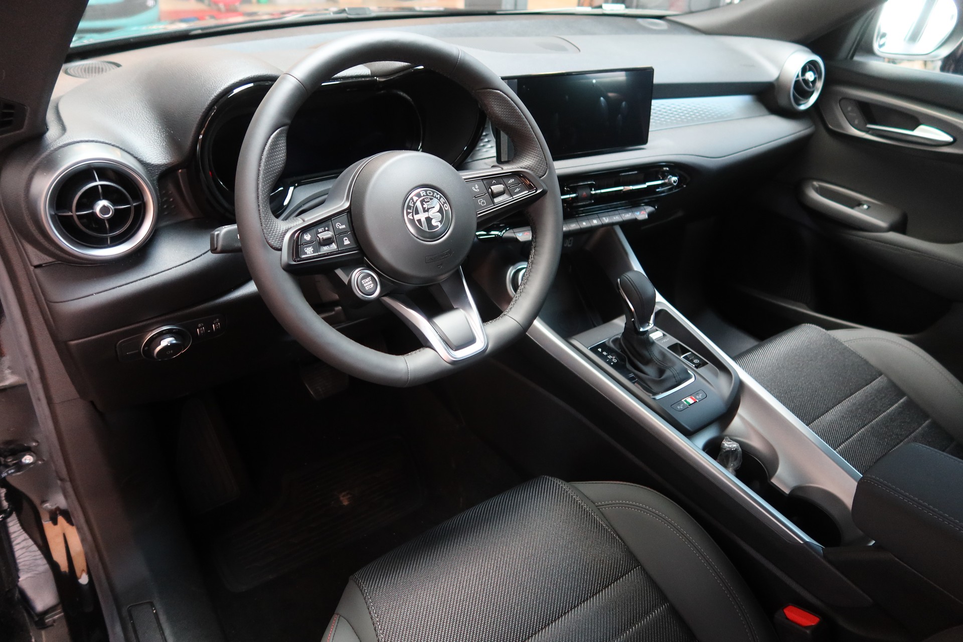 ALFA ROMEO Tonale 1.5 Hybrid Sprint-image-6