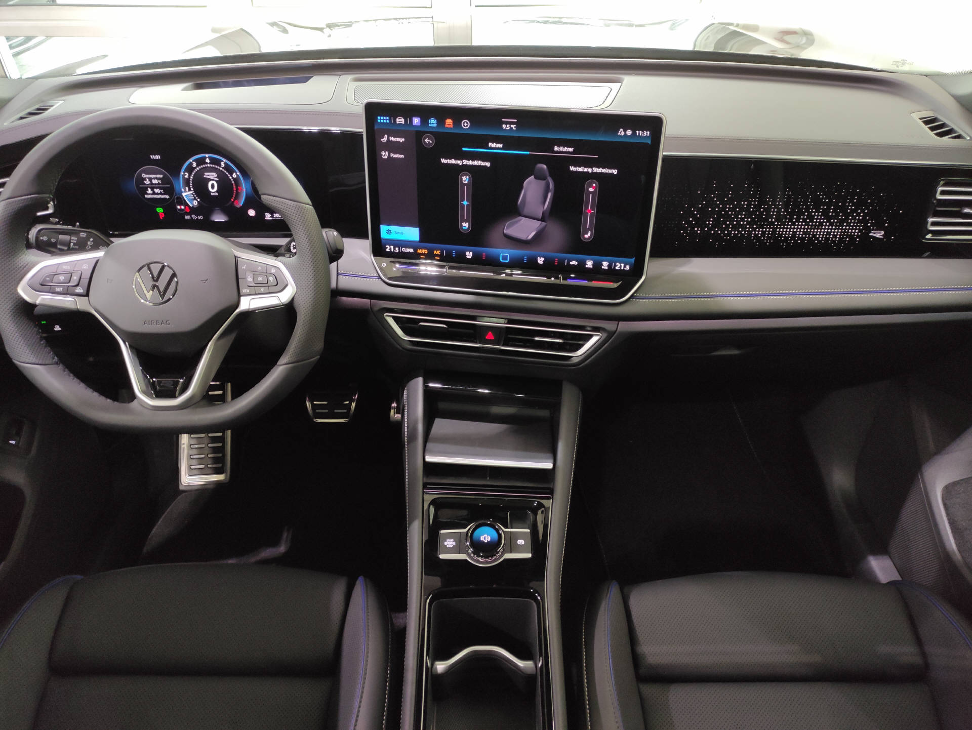 VW Tiguan 2.0 TSI R-Line Black-Style DSG 4motion-image-12