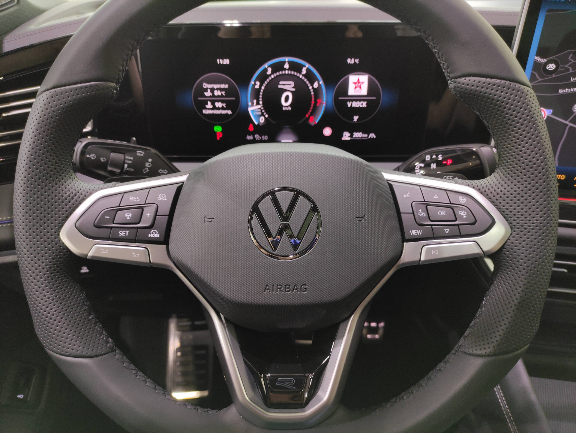 VW Tiguan 2.0 TSI R-Line Black-Style DSG 4motion-image-5