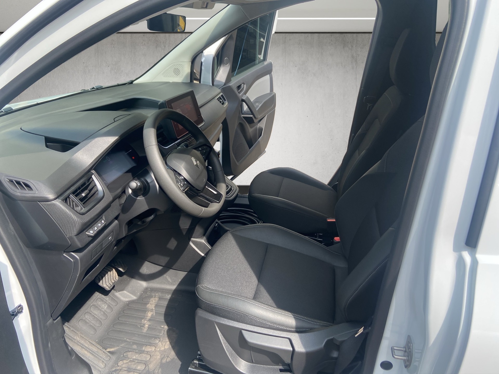 RENAULT Kangoo Van EV45 Standard 22kW Extra-image-6