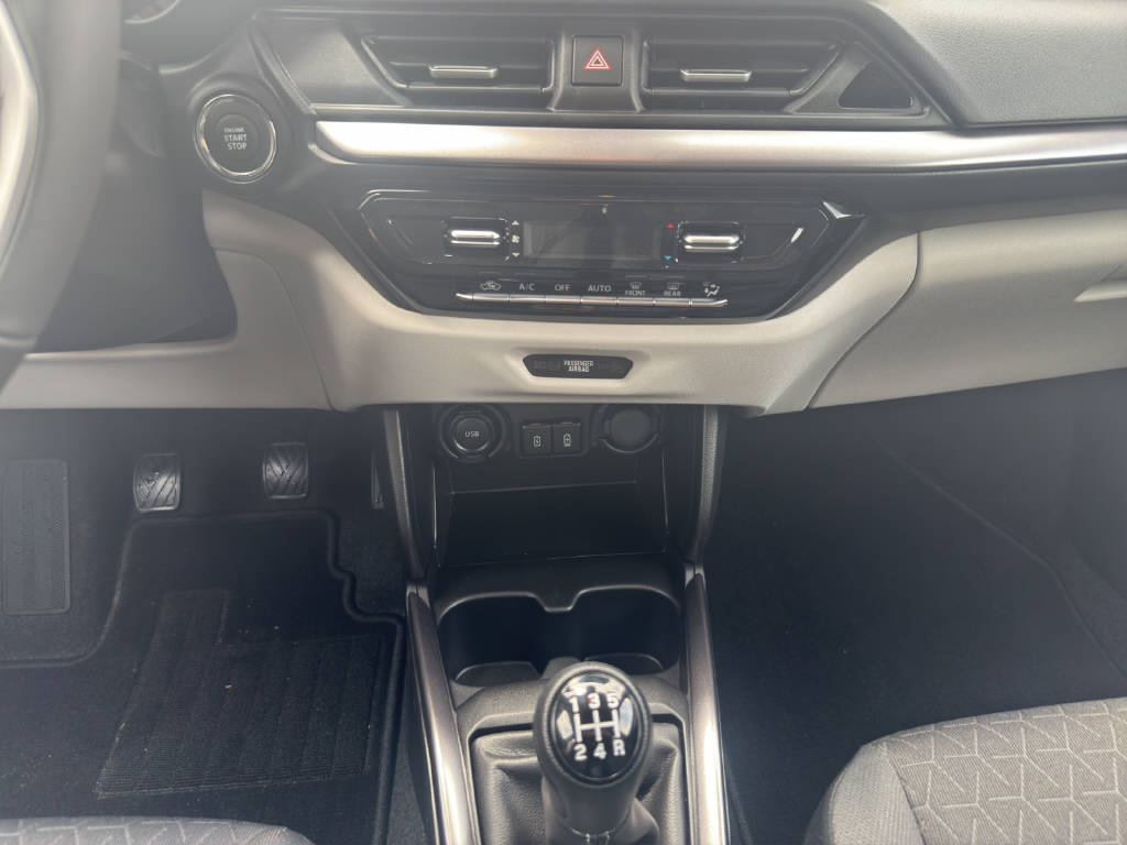 SUZUKI Swift 1.2 Compact+ Hybrid 4x4-image-13