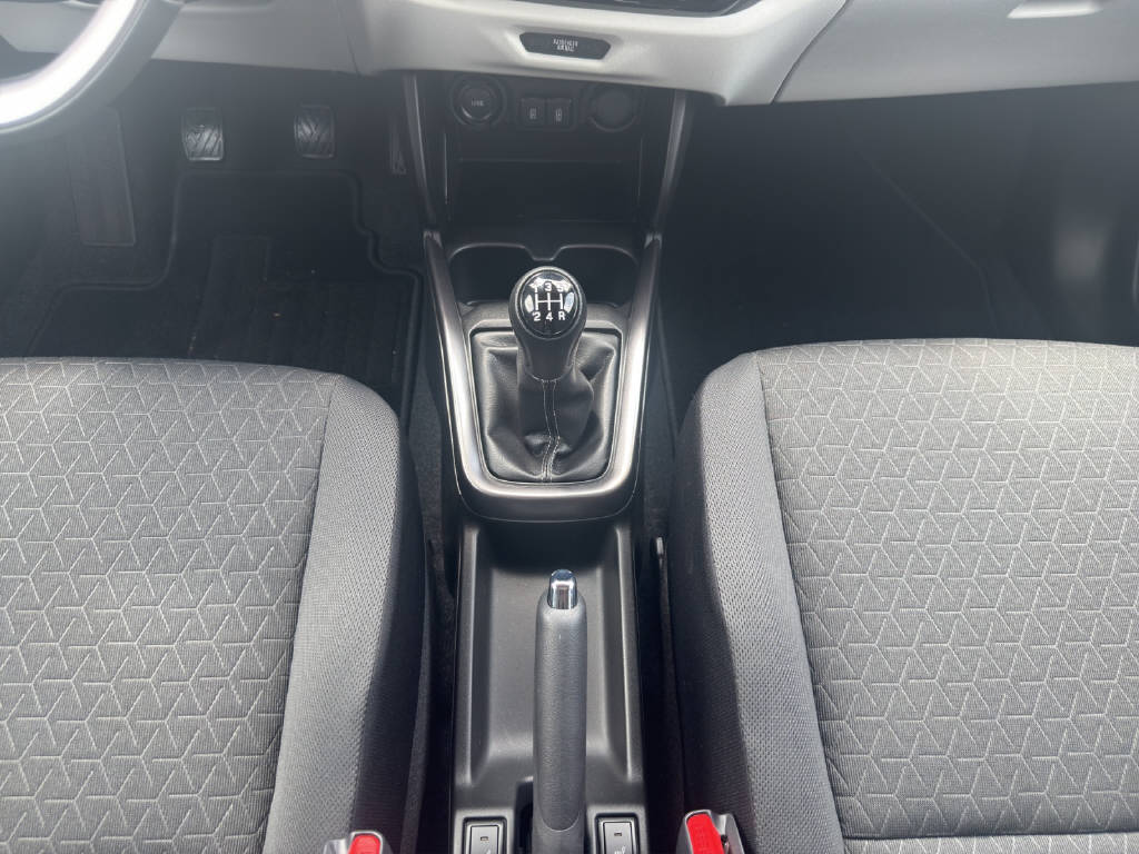 SUZUKI Swift 1.2 Compact+ Hybrid 4x4-image-11