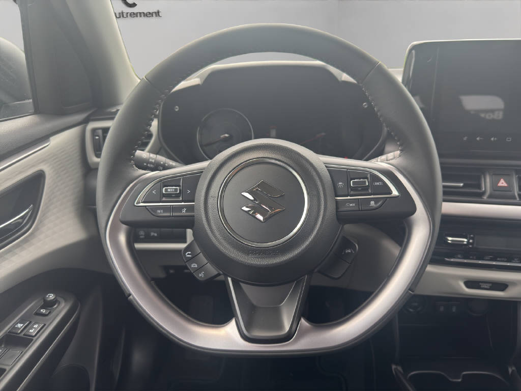 SUZUKI Swift 1.2 Compact+ Hybrid 4x4-image-10