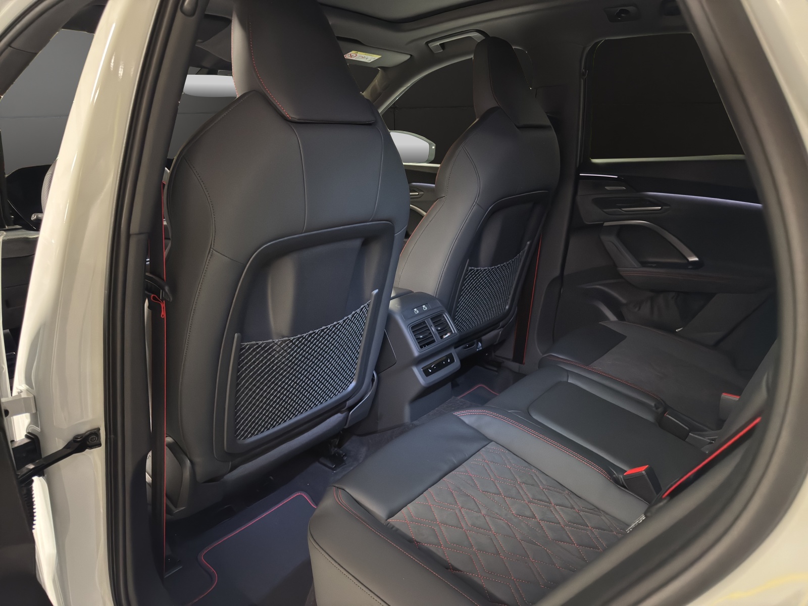 AUDI SQ5 TFSI quattro S-tronic-image-19