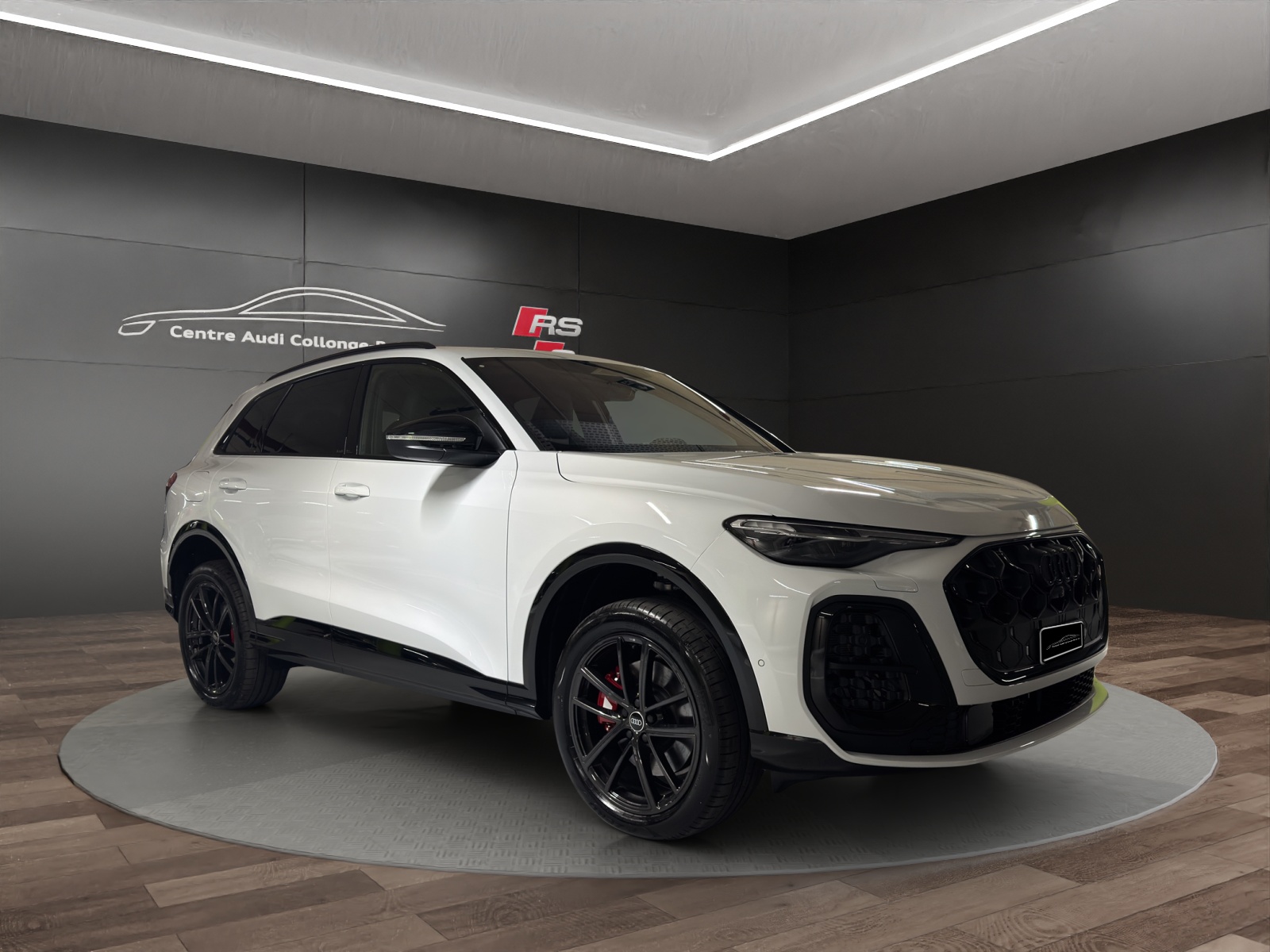 AUDI SQ5 TFSI quattro S-tronic-image-7
