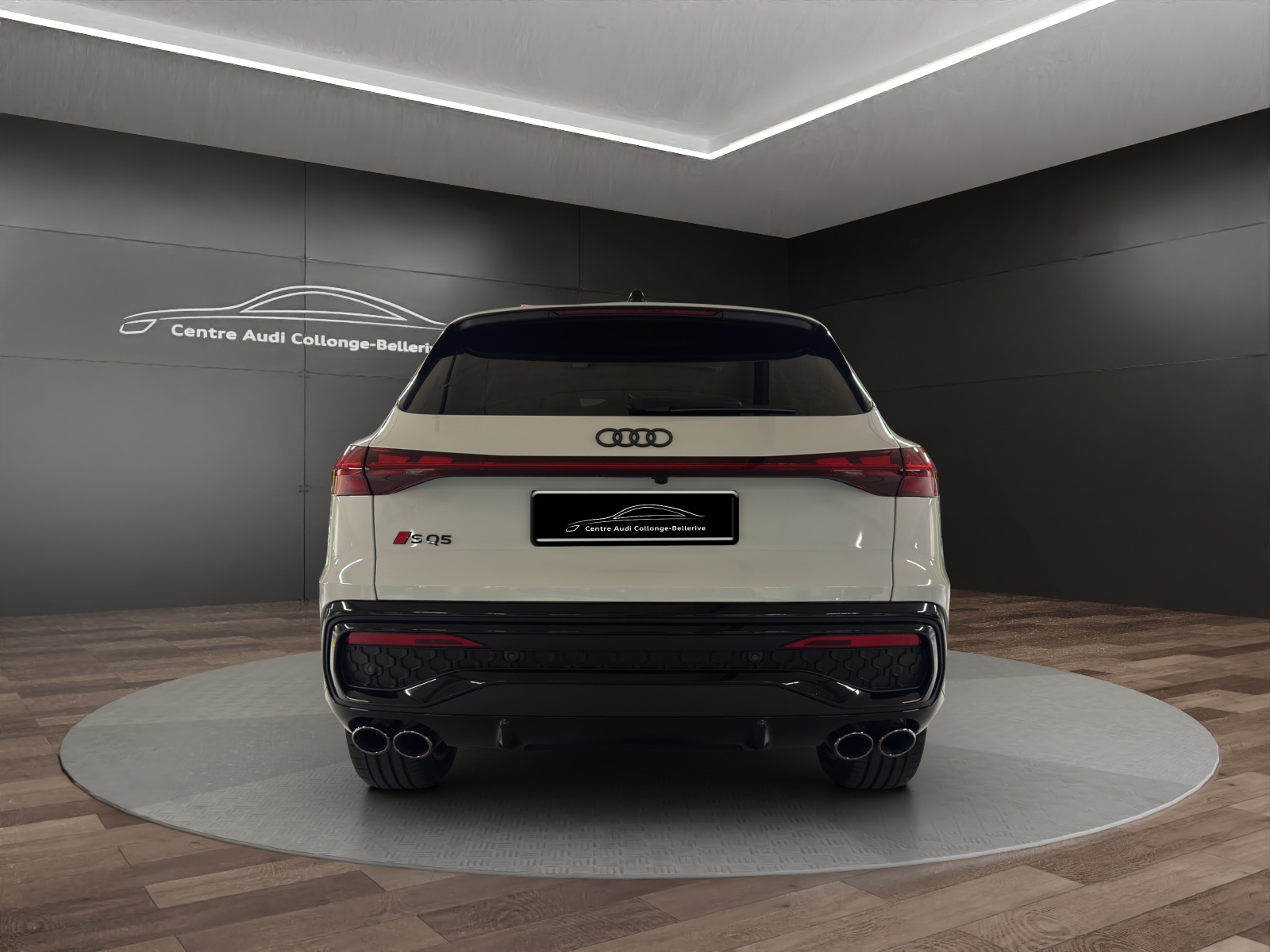 AUDI SQ5 TFSI quattro S-tronic-image-4