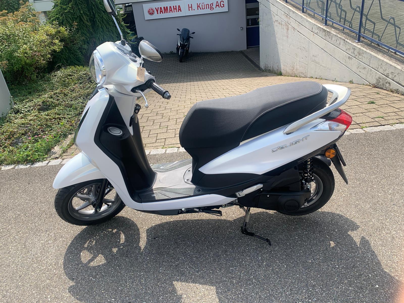 YAMAHA D'elight LTS 125-showroom-element-1