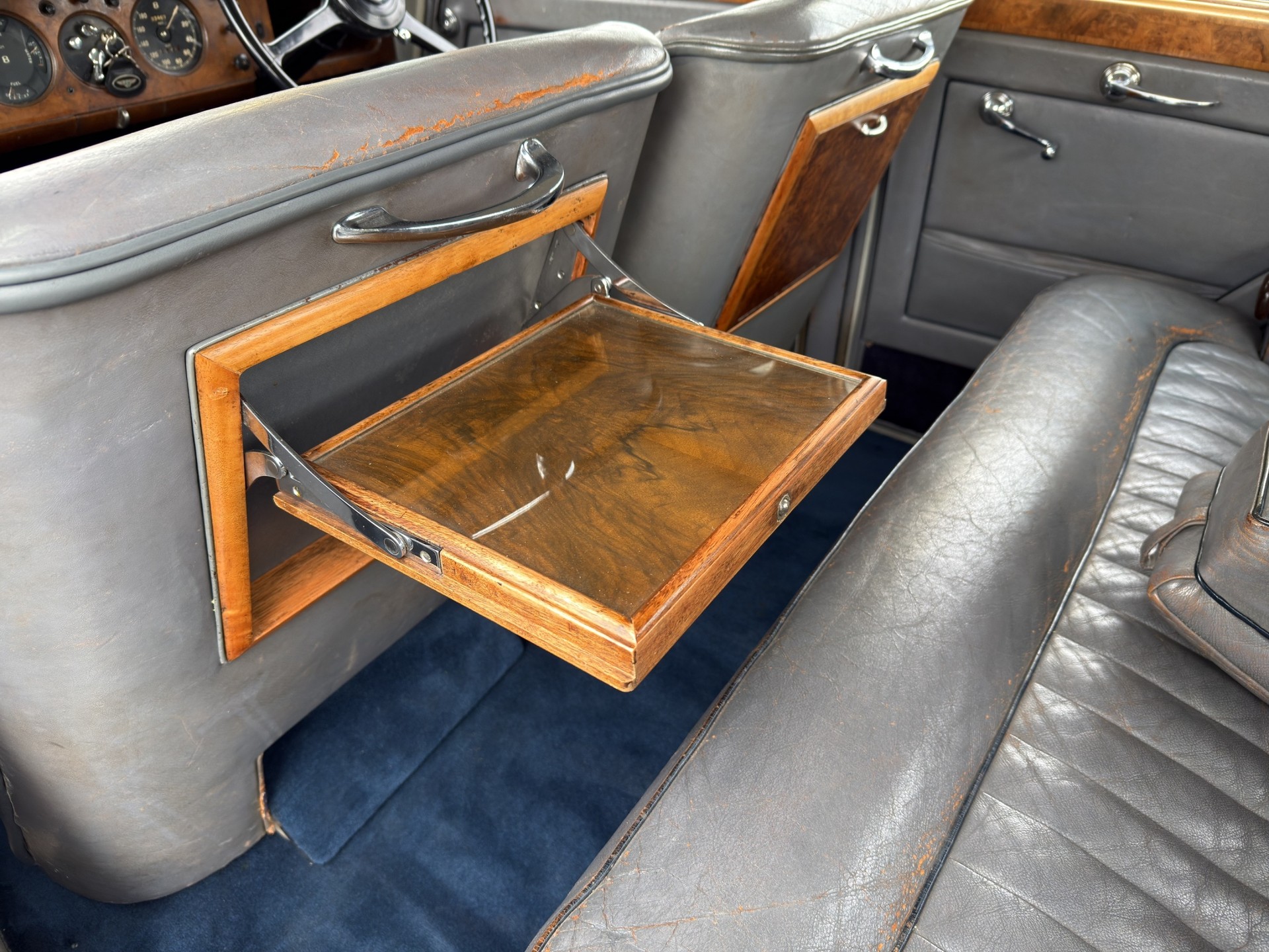 BENTLEY MK VI-image-10