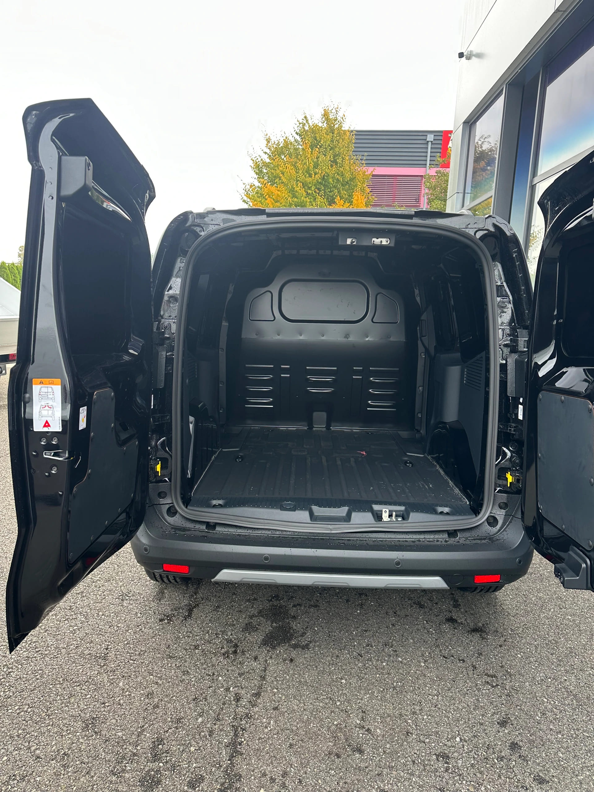 FORD Transit Courier van 1.0 EcoBoo Active/125CV/Aut.-image-5