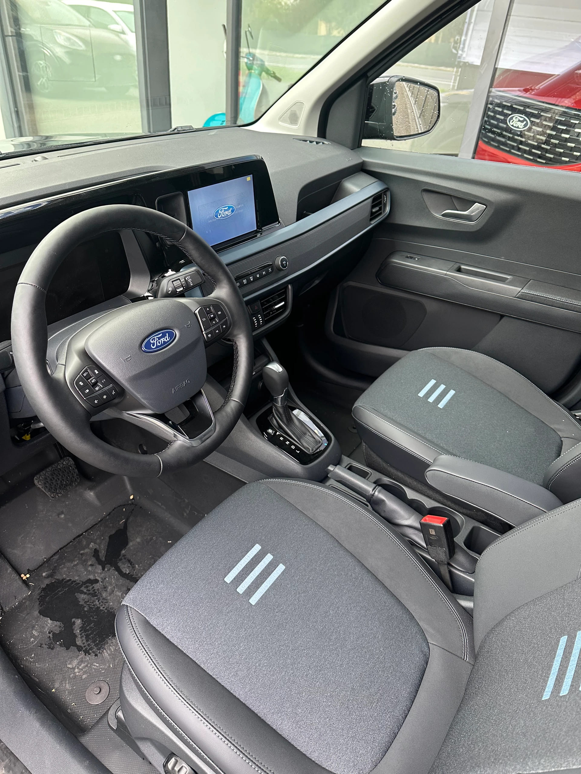 FORD Transit Courier van 1.0 EcoBoo Active/125CV/Aut.-image-10