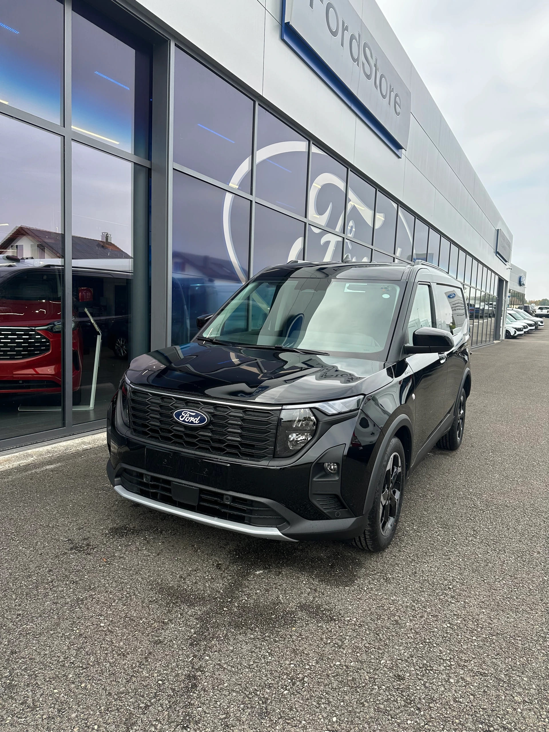 FORD Transit Courier van 1.0 EcoBoo Active/125CV/Aut.-image-0
